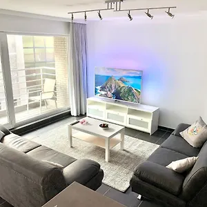 Emiel Centrum Met Garage Ostende