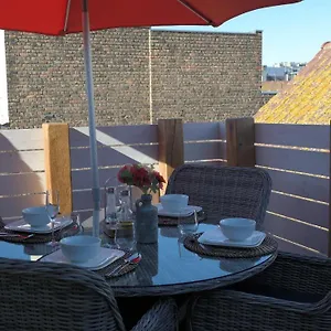 The Rooftop - A Trendy New With Airconditioning, Large Terrace & Free Parking Ostende